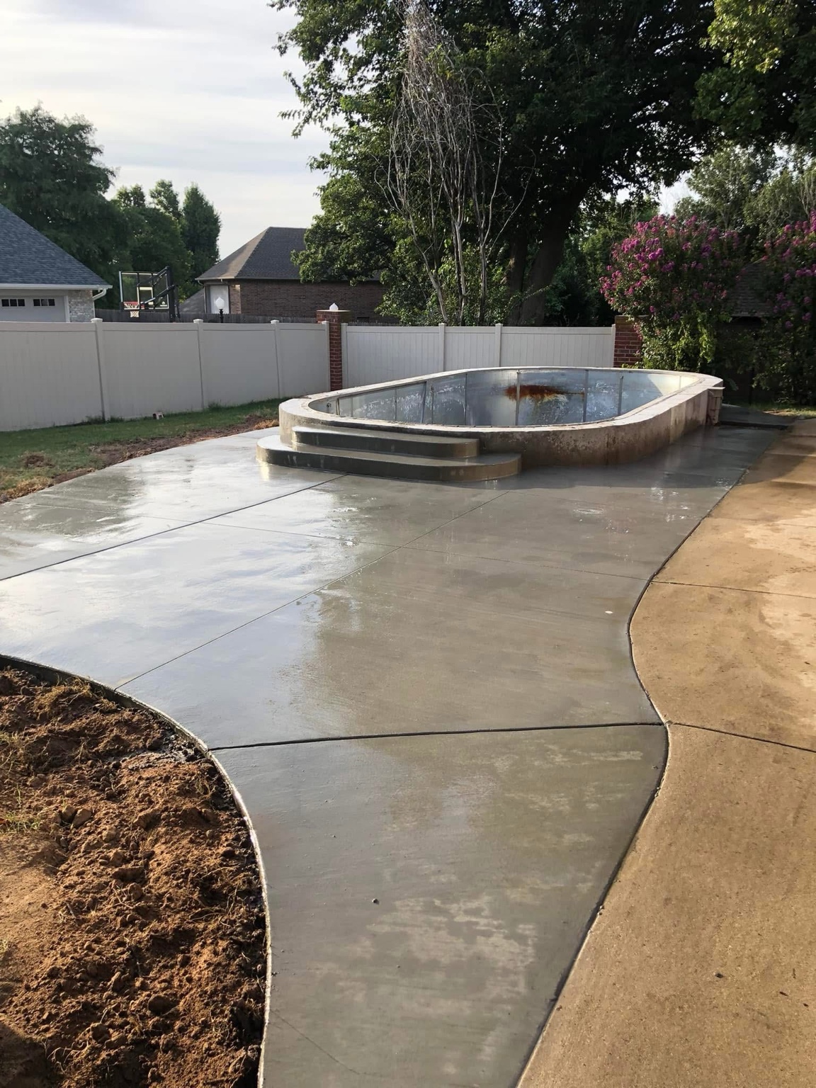 Finished pool deck concrete